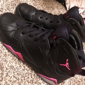 Jordan retro 7 Black Hyper Pink.